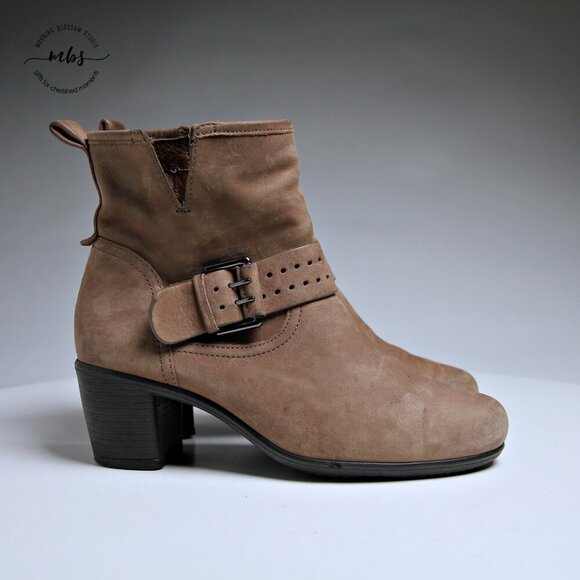 Ecco Leann Buckle Matte Leather Heeled Ankle Boots - Picture 1 of 15